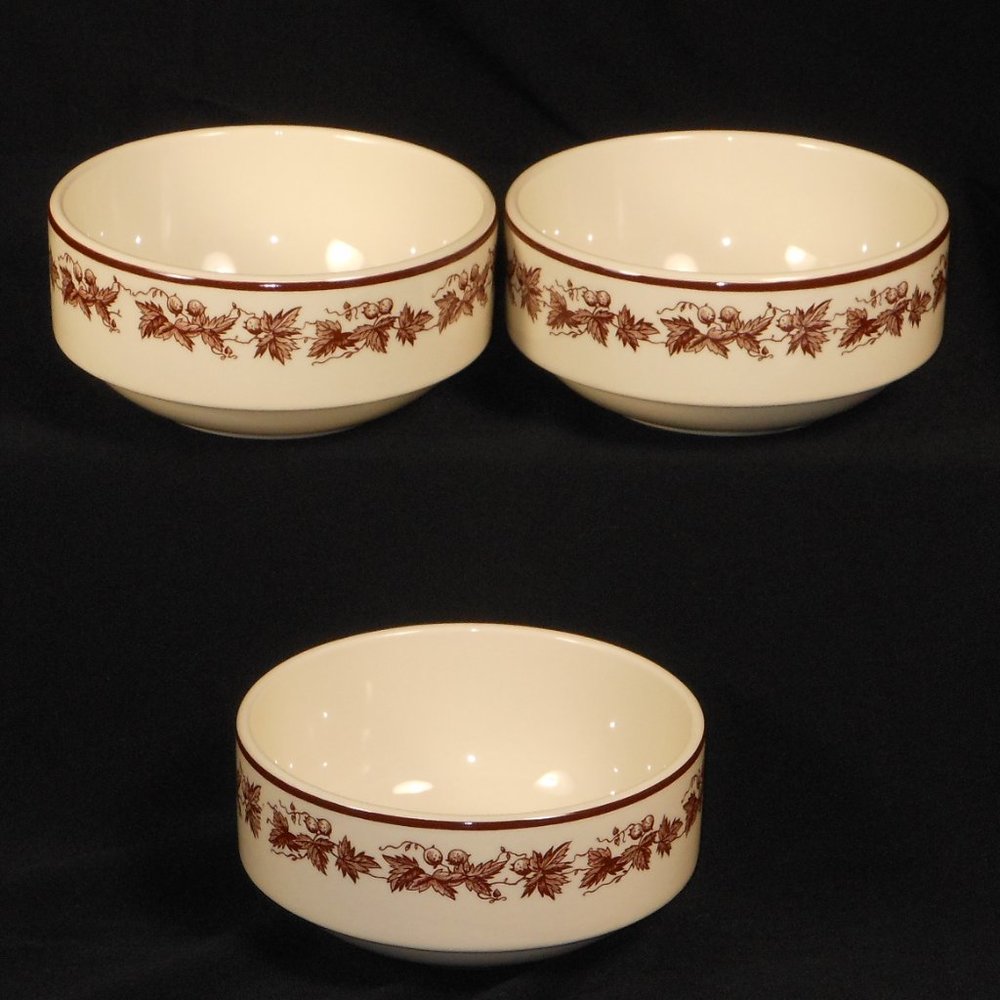 3 soup/dessert bowls. DURALING DUDSON UK super vitrified.
